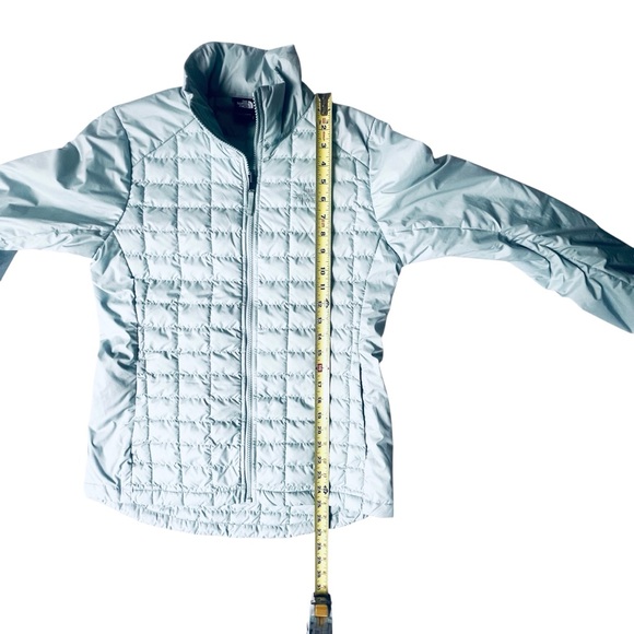 The North Face Women’s ThermoBall Eco Jacket Medium Light Blue Quilted Puffer - Picture 5 of 11